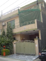 Real Estate For Sale: 5 MARLA EXCELLANT HOUSE JOHAR TOWN LAHORE NEAR CANAL